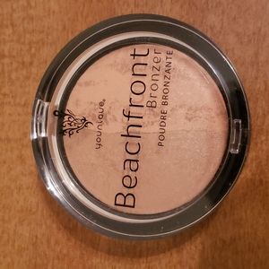 Younique beachfront bronzer